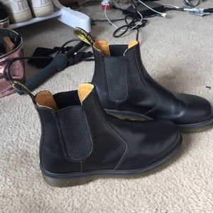 Dr Martens 2976 Chelsea Boot